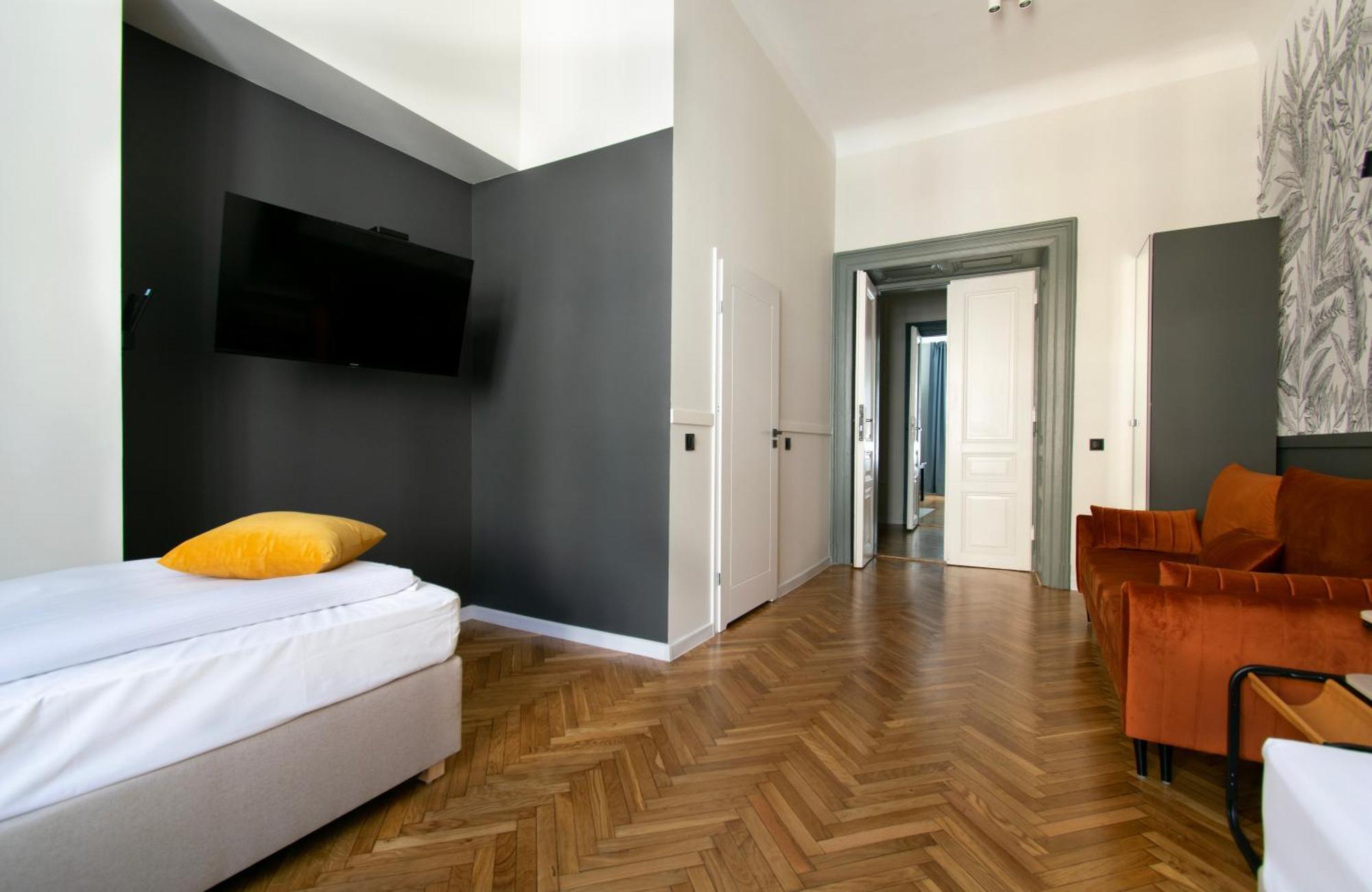Modern Pilsudskiego Street Apartment *